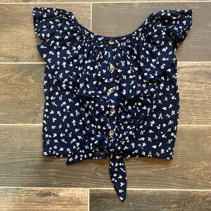 Girl’s Sleeveless Ruffled Neck Shirt